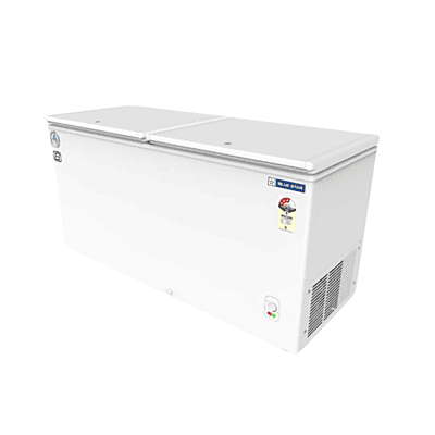 Blue Star CF3-500MPW Freezer with its External Condenser Unit for Optimal Cooling Blue Star CF3-500MPW Freezer with its External Condenser Unit for Optimal Cooling