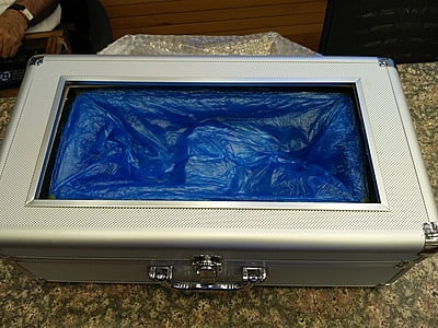 Shoe Cover Dispenser Shoe Cover Dispenser