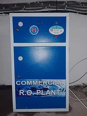 Commercial water purifier with durable protective cover. Commercial water purifier with durable protective cover.